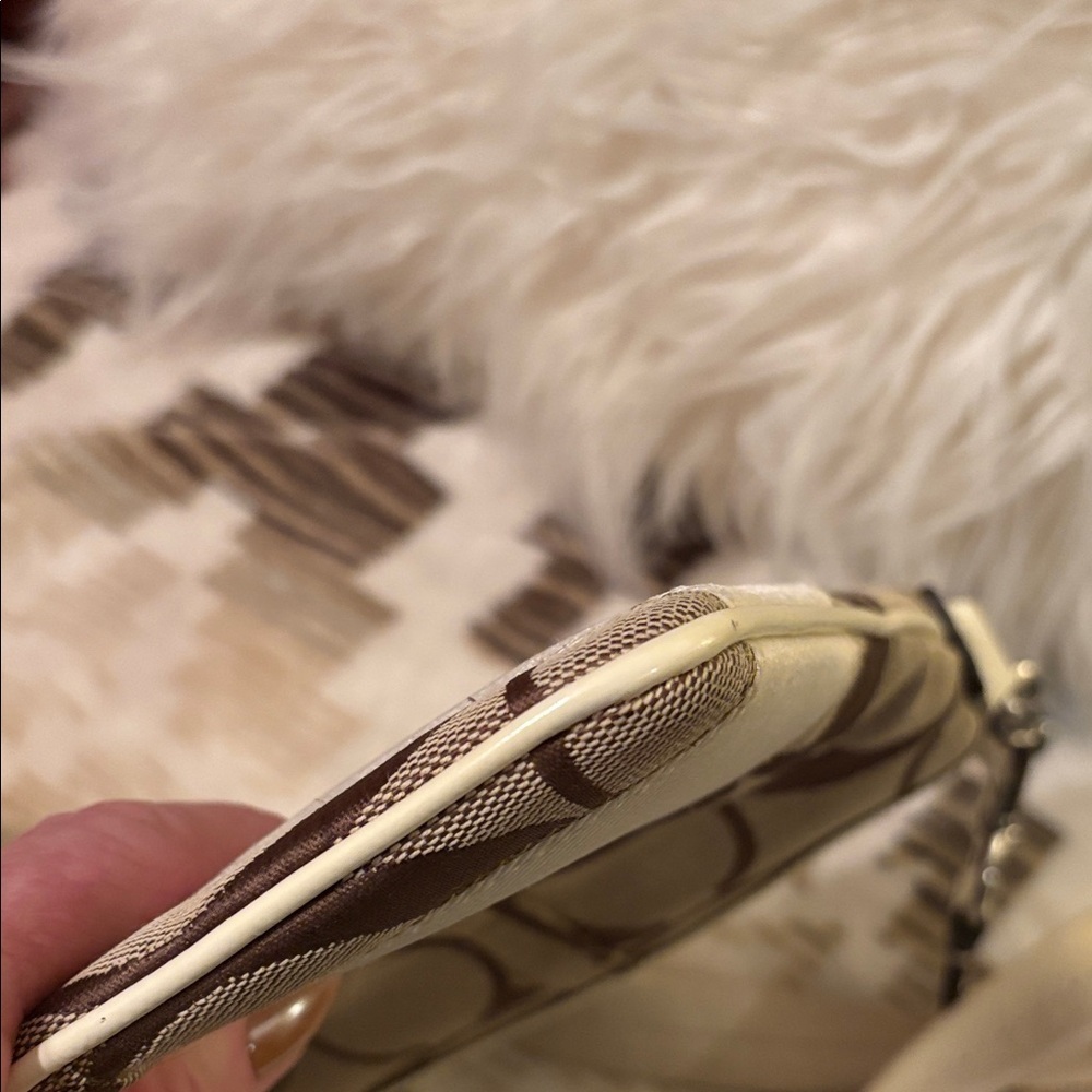 Coach Tan and Cream Swingpack Crossbody Bag - Picture 15 of 16